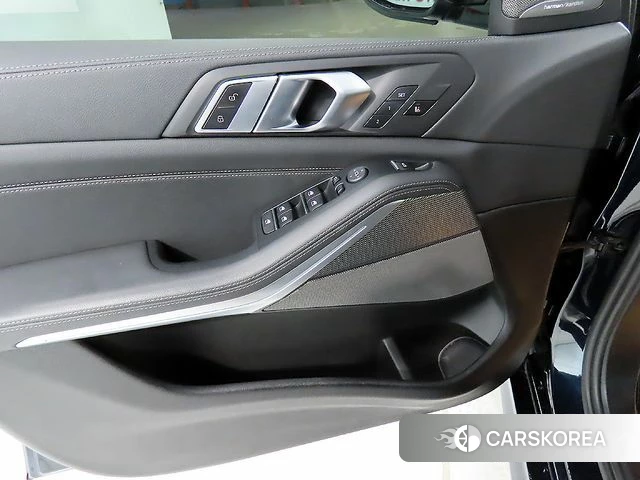 BMW X5 (G05) 2021 Черный из Кореи, фото 6