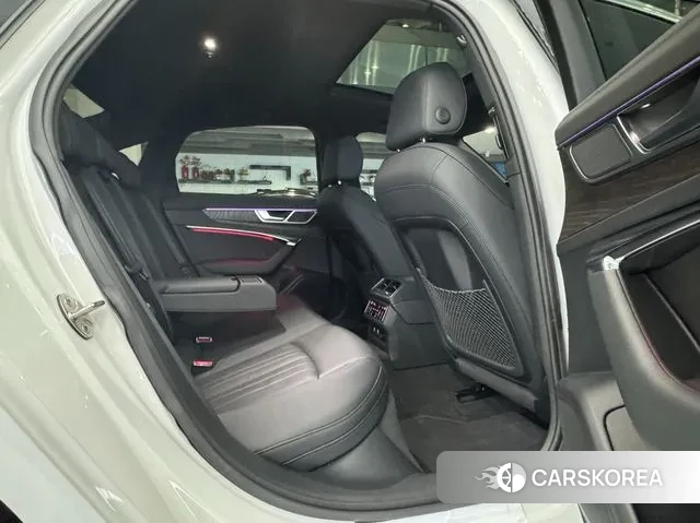 Audi A6 (C8) 2023 Белый из Кореи, фото 6