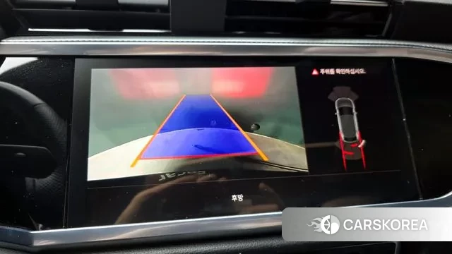 Audi Q3 (F3) 2023 Черный из Кореи, фото 6