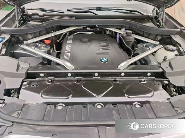 BMW X5 2025 Темно-серый из Китая, фото 6