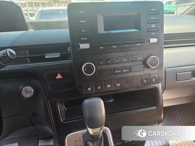 Hyundai Staria 2023 Серый из Кореи, фото 6