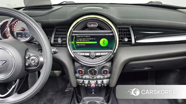 Mini Cooper 2020 Жемчужный цвет из Кореи, фото 6