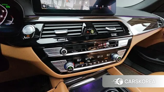 BMW 5 Series (G30) 2020 Белый из Кореи, фото 6