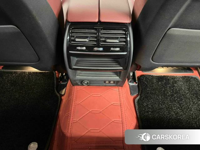 BMW 5 series 2021 Черный из Китая, фото 6