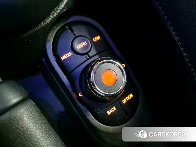 Mini Cooper 2022 Черный из Кореи, фото 6