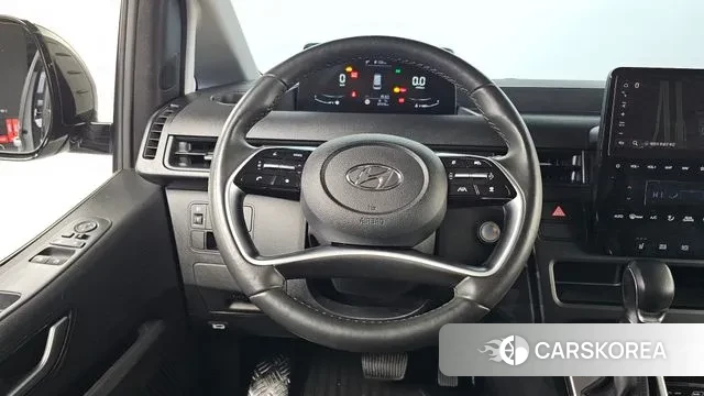 Hyundai Staria 2023 Серебристо-серый из Кореи, фото 6