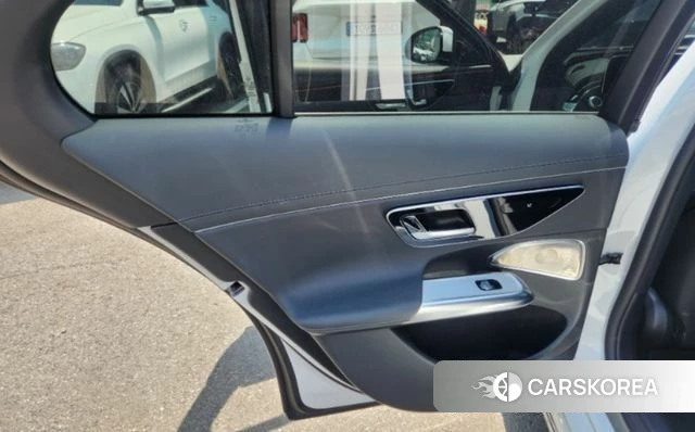Mercedes-Benz E-Class W214 2024 Белый из Кореи, фото 6