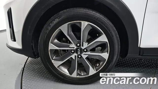 Kia Stonic id 2534963 из Кореи 6