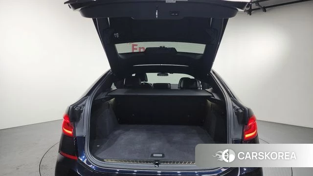 BMW 6 Series GT (G32) 2021 Черный из Кореи, фото 6