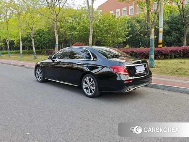 Mercedes-Benz E-class 2020 Черный из Китая, фото 6