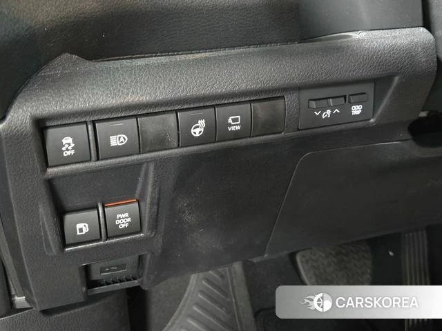 Toyota Sienna 4th Generation 2025 Белый из Кореи, фото 6