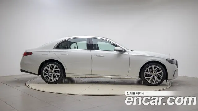 Mercedes-Benz E-Class W214 2024 Белый из Кореи, фото 6