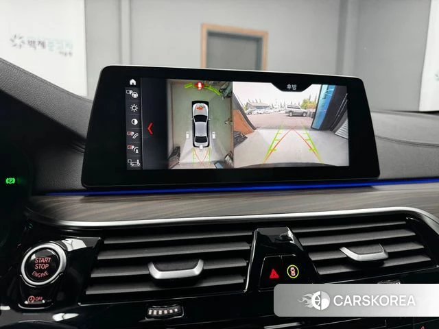 BMW 5 Series (G30) 2018 Черный из Кореи, фото 6