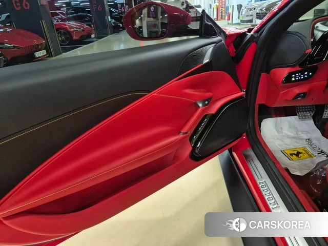 Ferrari Rome 2021 Красный из Кореи, фото 6
