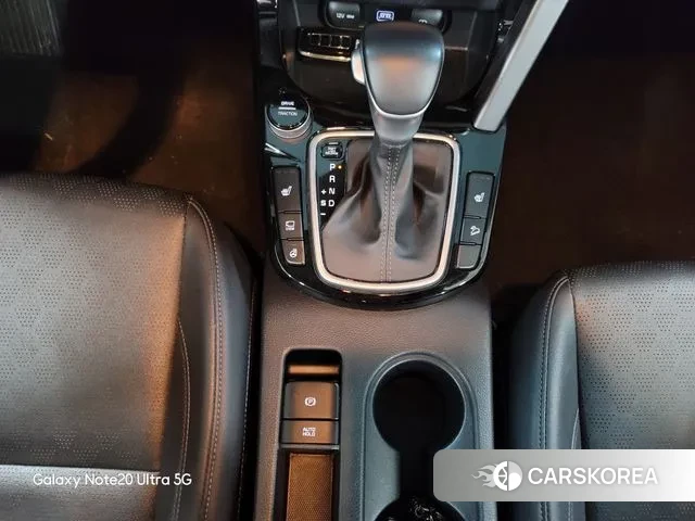 Kia Seltos 2022 Белый из Кореи, фото 6