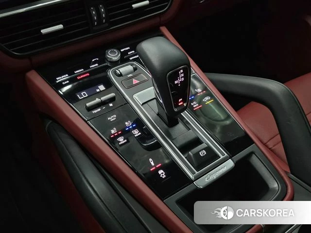 Porsche Cayenne (PO536) 2022 Черный из Кореи, фото 6