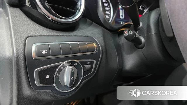Mercedes-Benz C-Class W205 2020 Белый из Кореи, фото 6