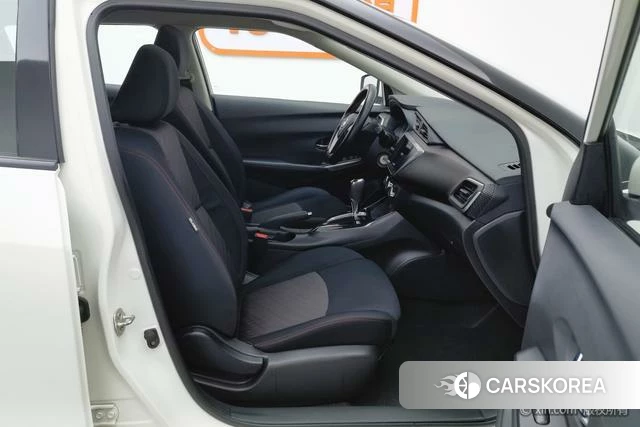 Nissan Bluebird 2021 Белый из Китая, фото 6