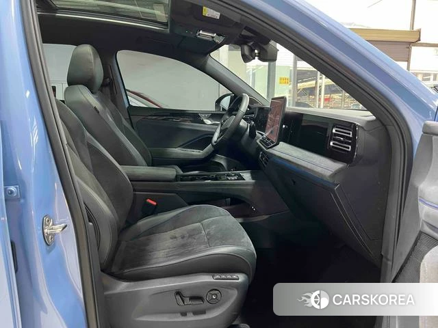 Volkswagen Tiguan L 2024 Синий из Китая, фото 6