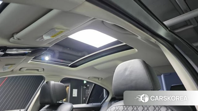 BMW 5 Series (G30) 2018 Серый из Кореи, фото 6