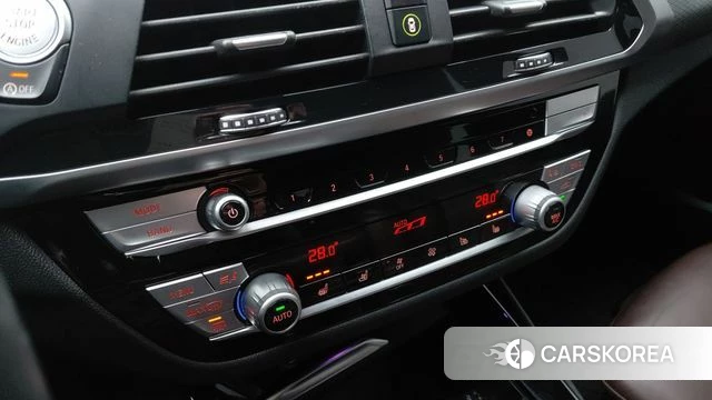 BMW X3 (G01) 2021 Черный из Кореи, фото 6