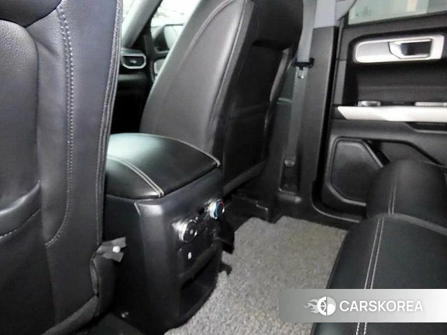 Ford Explorer 6th Generation 2021 Серый из Кореи, фото 6