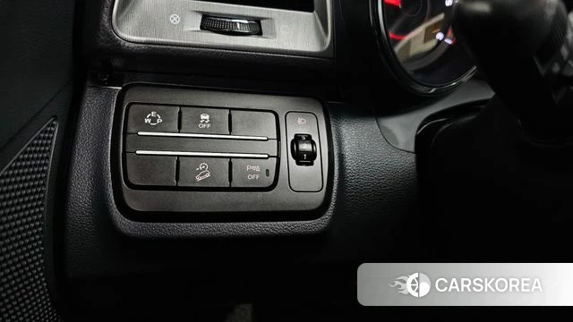 Ssangyong Tivoli Armor 2018 Черный из Кореи, фото 6