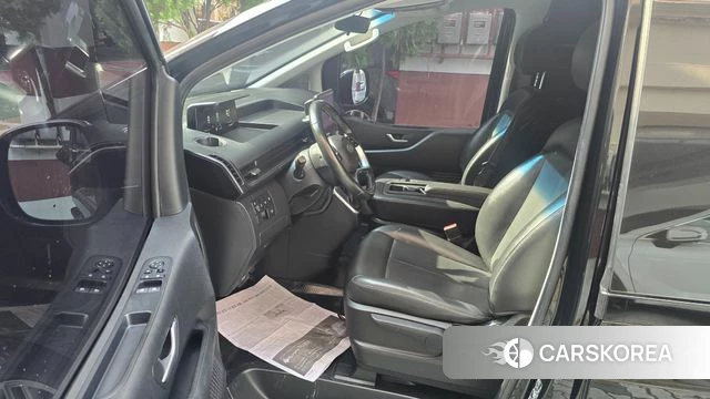 Hyundai Staria 2021 Черный из Кореи, фото 6