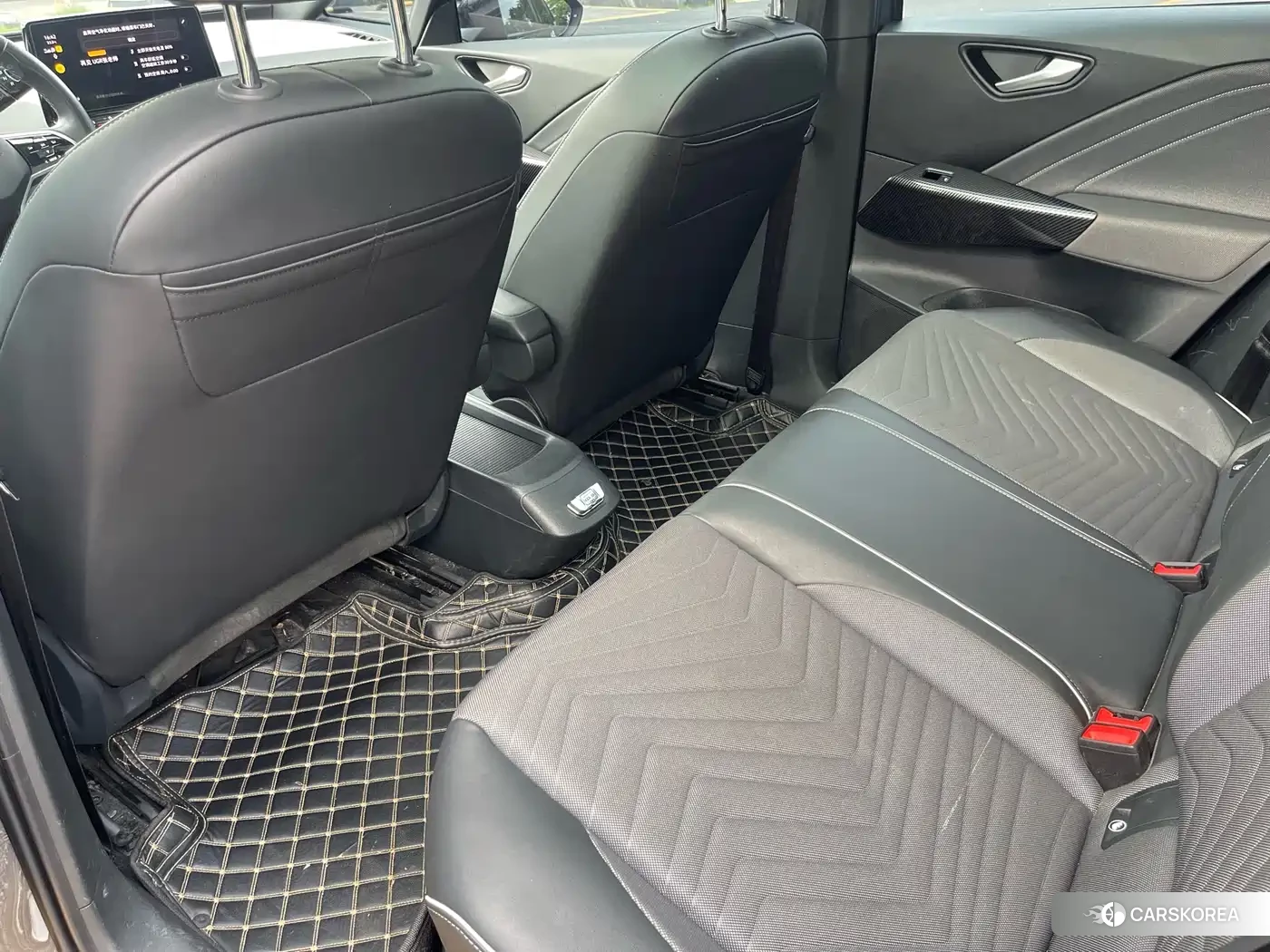 Volkswagen ID.3 2024 Silver/gray из Китая, фото 6