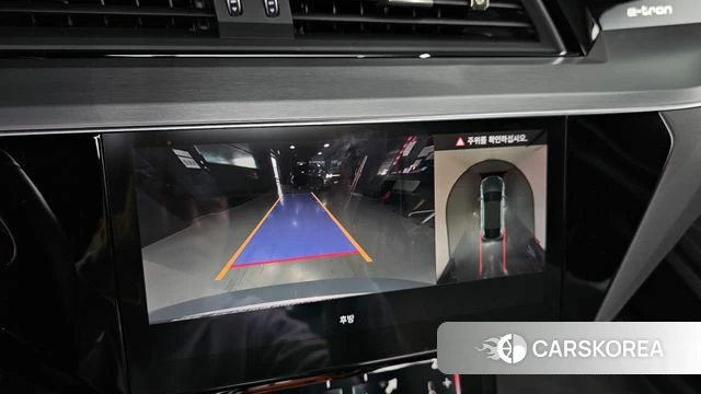 Audi e-Tron 2021 Серебристо-серый из Кореи, фото 6