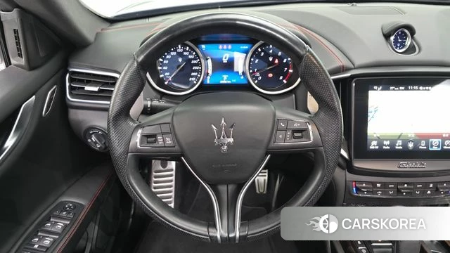 Maserati Ghibli 2020 Синий из Кореи, фото 6