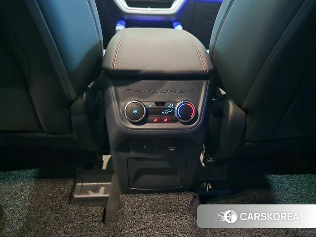 Ford Explorer 6th Generation 2025 Черный из Кореи, фото 6