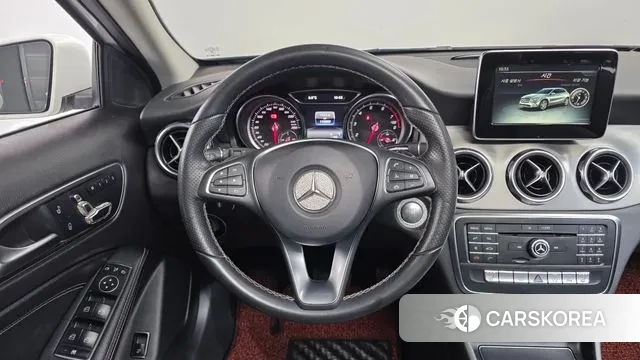 Mercedes-Benz GLA-Class X156 2018 Белый из Кореи, фото 6
