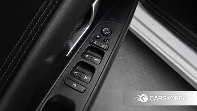 Hyundai Avante Hybrid (CN7) 2022 Белый из Кореи, фото 6