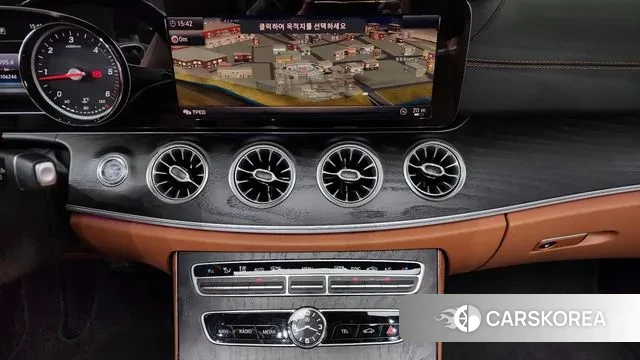 Mercedes-Benz E-Class W213 2018 Серебряный из Кореи, фото 6