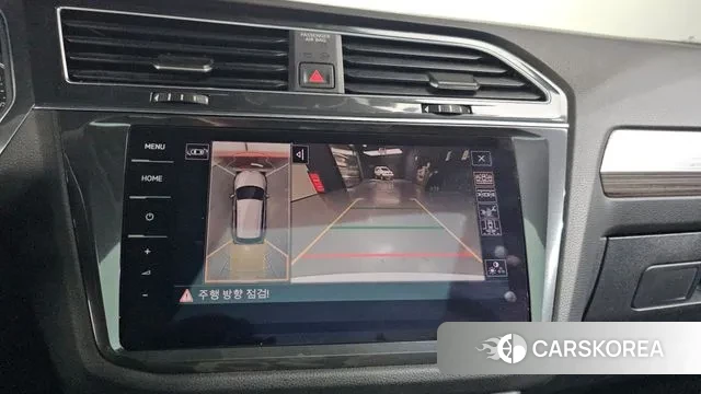 Volkswagen Tiguan Allspace 2023 Белый из Кореи, фото 6