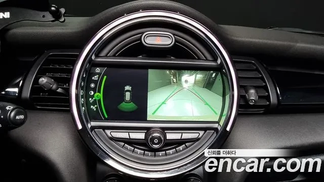 Mini Cooper 2018 Песочный из Кореи, фото 6