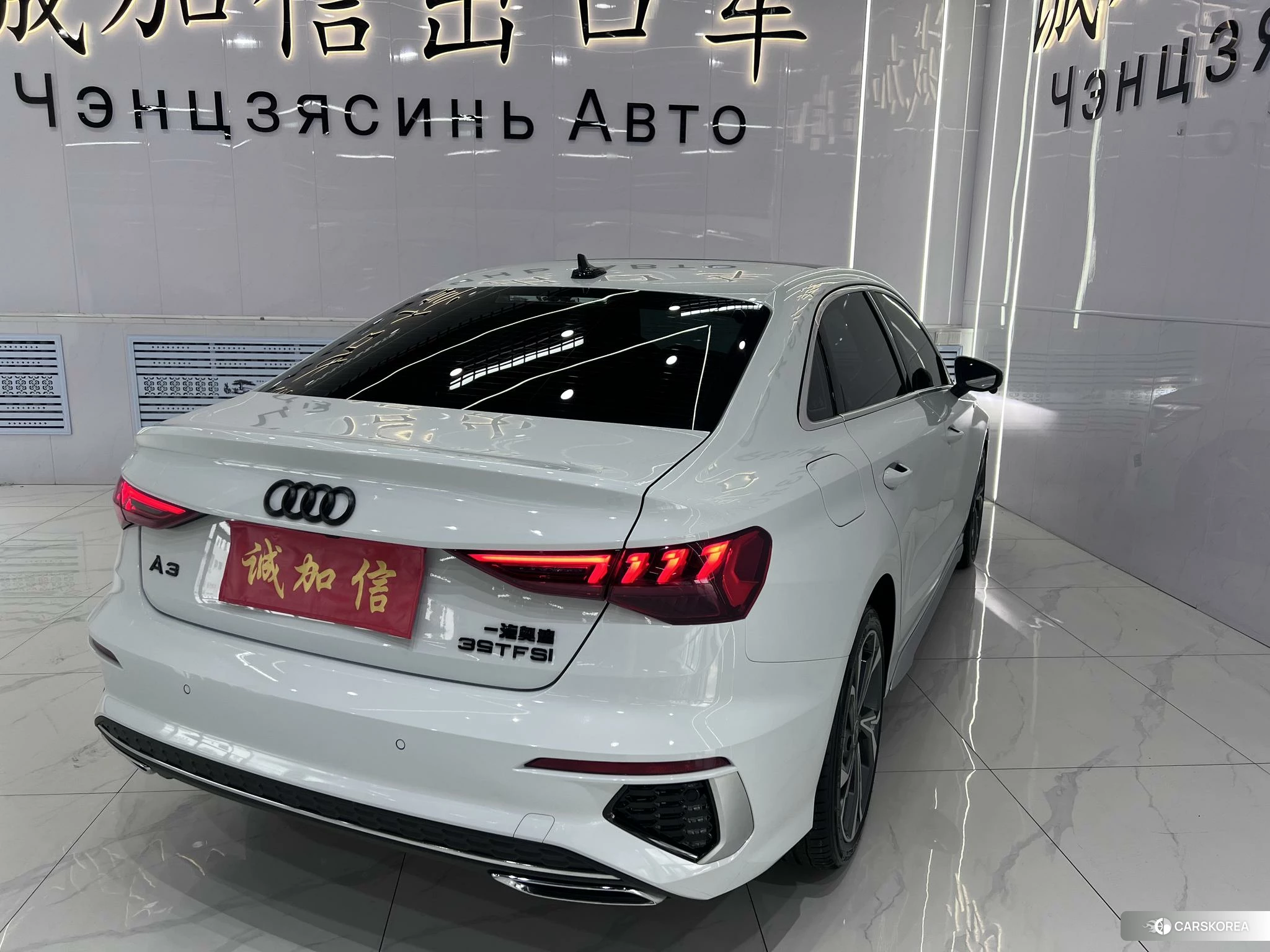 Audi A3 2023 Белый из Китая, фото 6