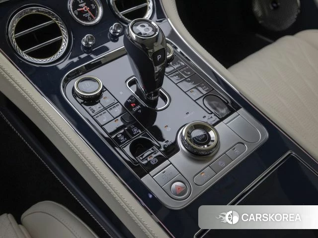 Bentley Continental GT 4th Generation 2025 Небесно-голубой из Кореи, фото 6