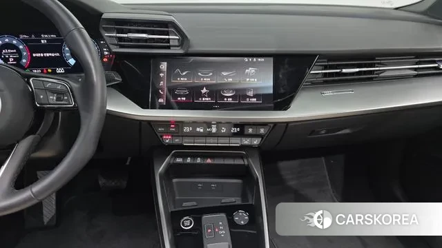 Audi A3 (8Y) 2022 Белый из Кореи, фото 6