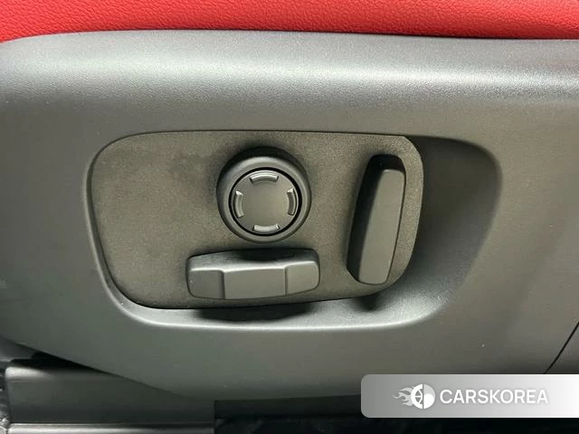 Land Rover Range Rover Aurora 2023 Белый из Китая, фото 6