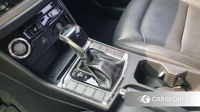 Ssangyong Beautiful Korando 2019 Черный из Кореи, фото 6