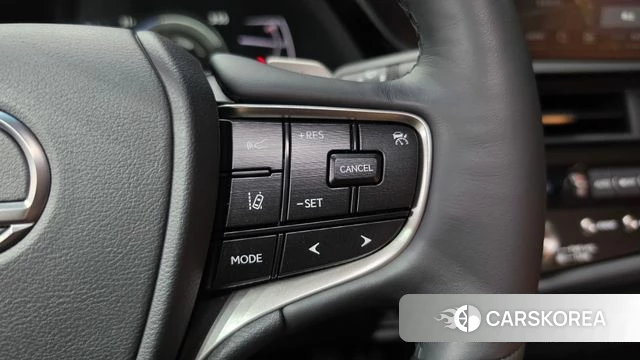 Lexus ES300h 7th generation 2026 Белый из Кореи, фото 6