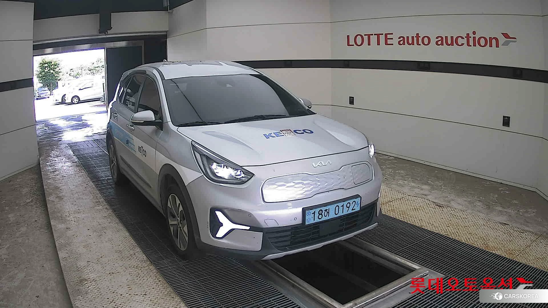 Kia Niro Plus 2023 Sparkling Silver из Кореи, фото 5