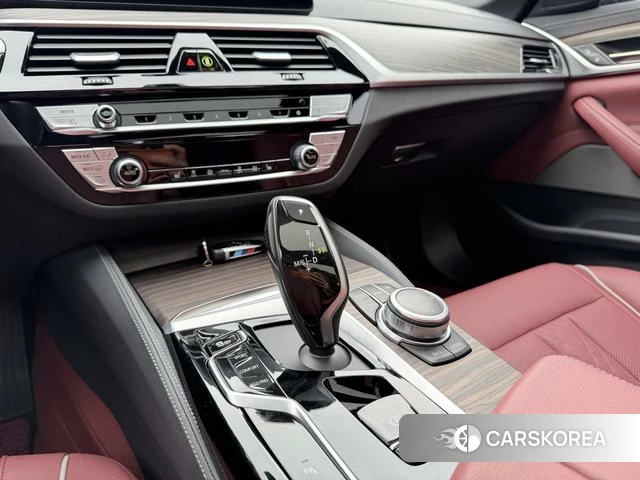 BMW 5 series 2022 Черный из Китая, фото 6