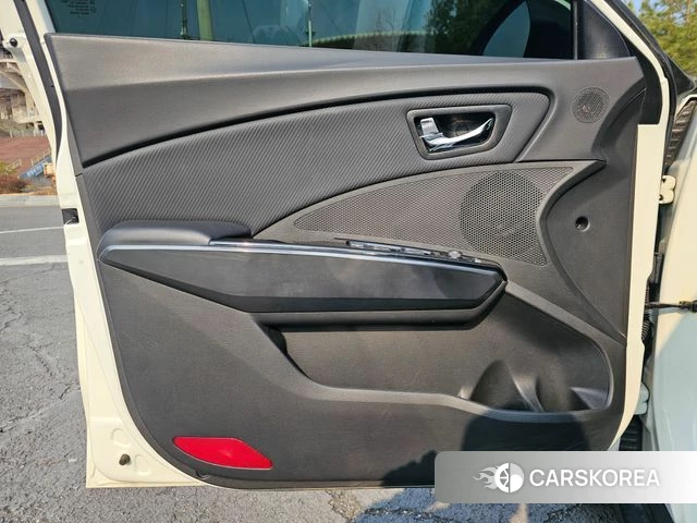 Ssangyong Berry New Tivoli 2022 Белый из Кореи, фото 6