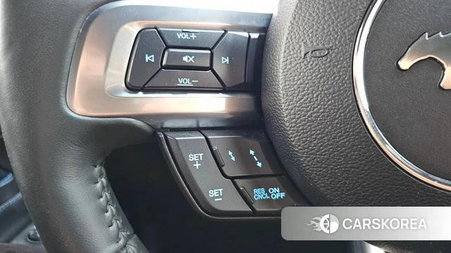Ford Mustang 2021 Черный из Кореи, фото 6