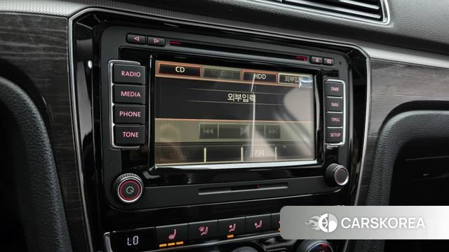 Volkswagen The New Passat 2018 Белый из Кореи, фото 6