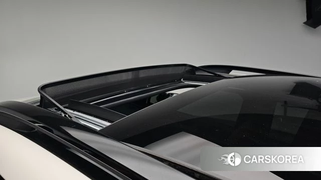 Kia Sportage 5th Generation Hybrid 2023 Белый из Кореи, фото 6