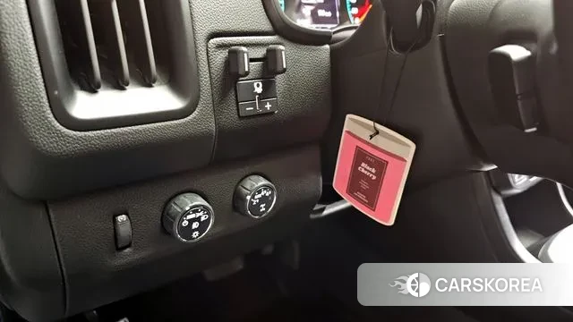 Chevrolet (GM Daewoo) Real New Colorado 2022 Белый из Кореи, фото 6